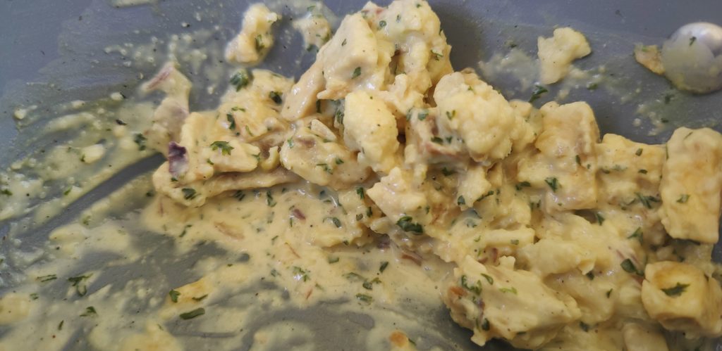 Rightontrek meals review - Cauliflower Forest Chicken Risotto