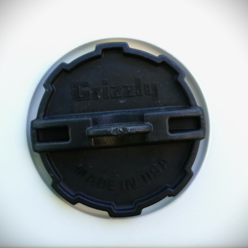 Grizzly Coolers drain plugs