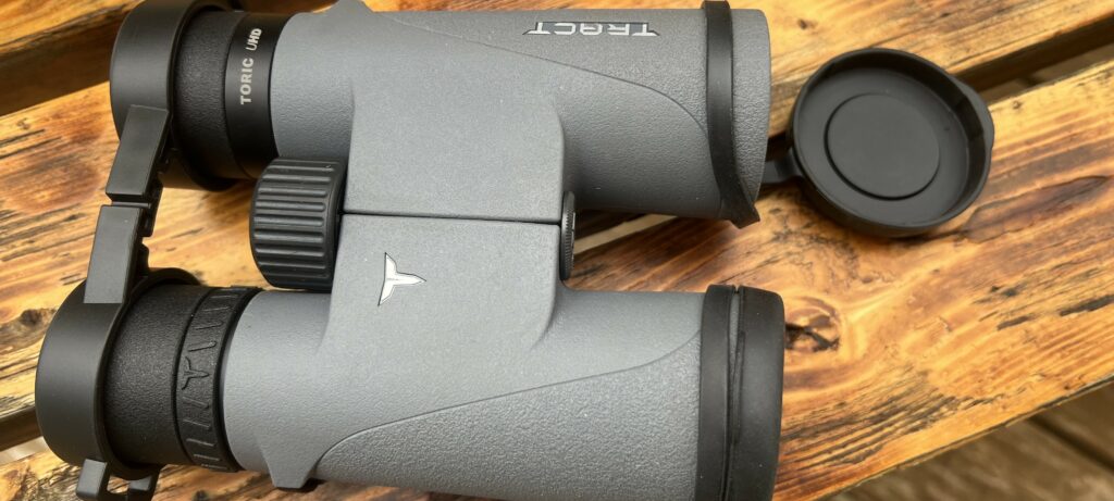 Toric binoculars 2024