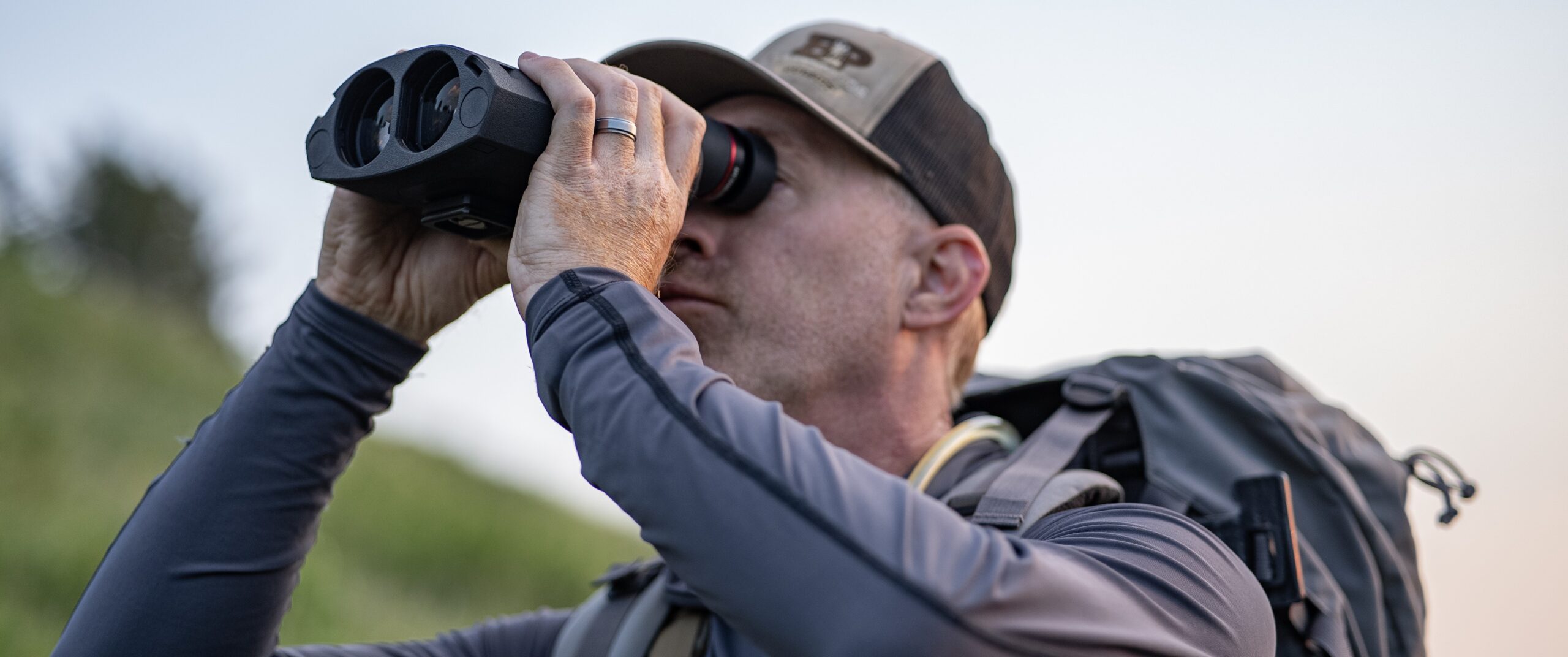 Picking the right binoculars - Kite APC ED Stabilized Binoculars